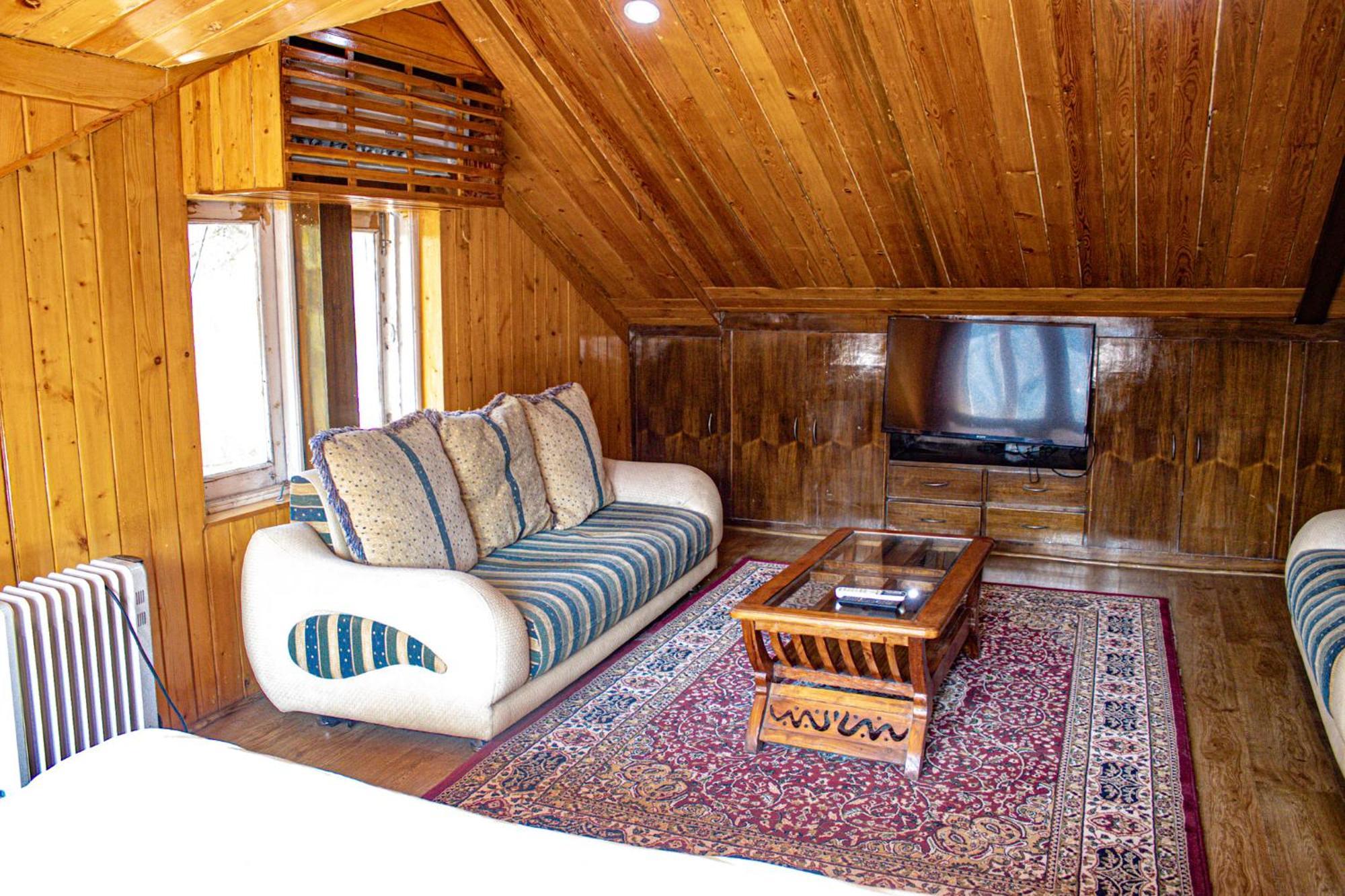 Вилла Whispering Pines Шимла Экстерьер фото